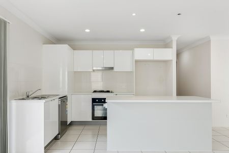 26 Carlin Street, Glenvale - Photo 3