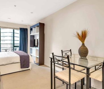 Furnished Studio Apartment! - Photo 2