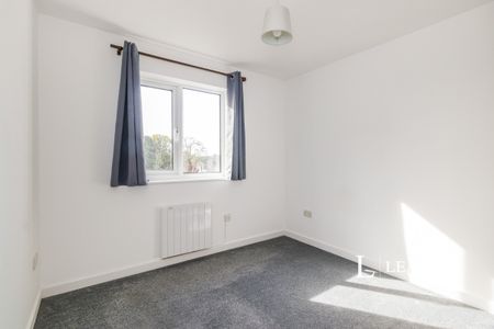 2 bedroom apartment to rent Rivermead House, Thames Street, Sunbury-on-Thames, TW16 - Photo 2