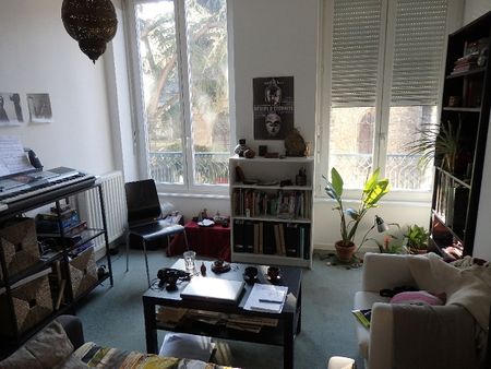 Location Appartement 2 pièces 42m² ST ETIENNE 42000 - Photo 2