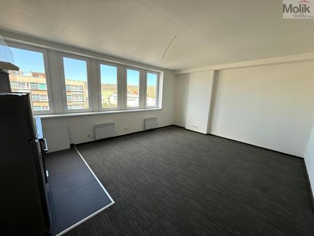 Pronájem bytu 1+kk a garsoniéry 34 m², Žižkovo náměstí , Chomutov - Photo 2