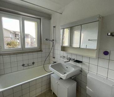 Helle Wohnung mit grosszügigem Sitzplatz - Photo 5