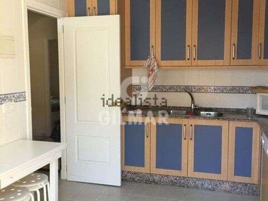 Alquiler de chalet adosado en Calle Hespérides - Foto 1