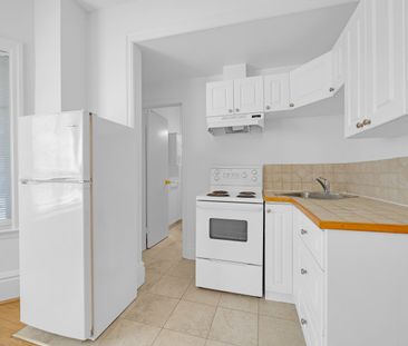 For Lease - 16 Foxbar Road Unit# 2, Toronto, Ontario - Photo 2