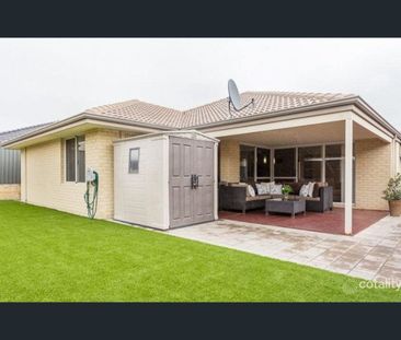 Modern 4x2 perfect for families! - Photo 6