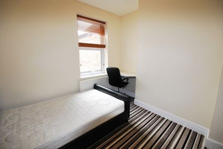 4 Bed - Meldon Terrace, Heaton - Photo 2