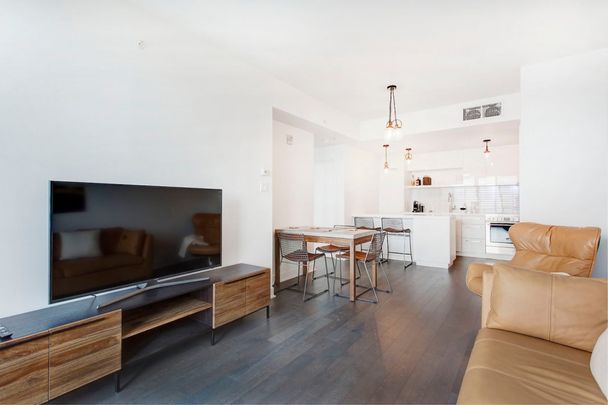 1050 Rue Drummond, #3705 - Photo 1