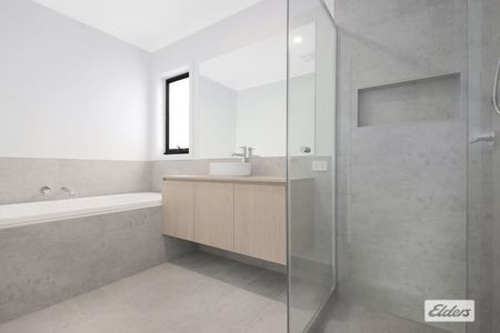 Spacious & Stylish Family Home with All the Extras! - Photo 5