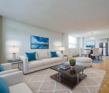 Queen Margaret I | 11 Margaret Avenue, Kitchener - Photo 1