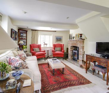 3 bedroom detached house to rent - Photo 3