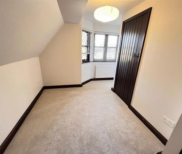 3 bedroom detached house to rent - Photo 3