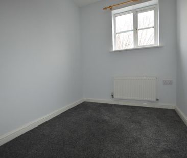 3 bedroom end of terrace house to rent - Photo 5