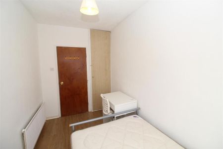 4 bedroom house to rent - Photo 4