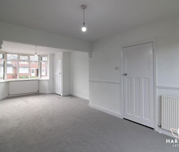 2 bedroom semi-detached house to rent - Photo 5