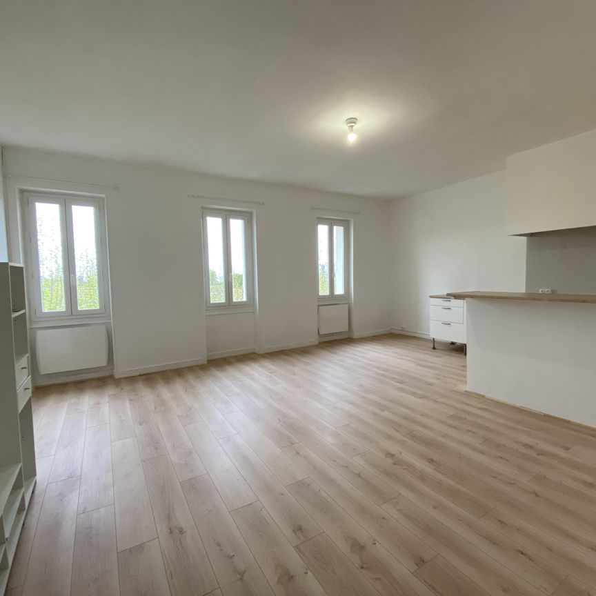 Location Appartement 3 pièces 82m² CASTELNAUDARY 11400 - Photo 1