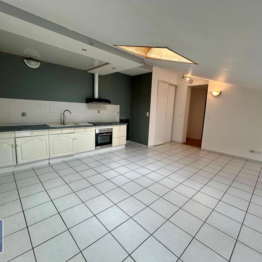 Location Appartement 2 pièces 47m² CARMAUX 81400 - Photo 1