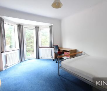 6 bedroom detached house to rent - Photo 6