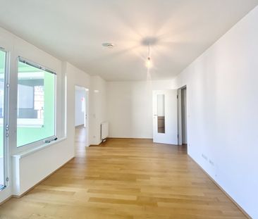 Großes 2-Zimmer-Apartment mit Loggia und Schrankraum beim Hauptbahnhof - Photo 2