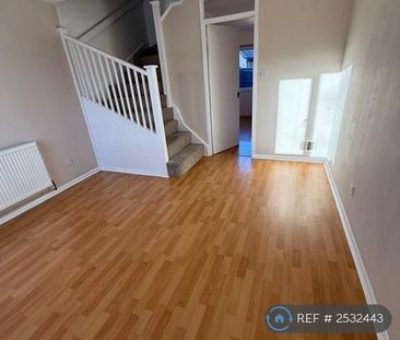 2 bedroom end of terrace house to rent - Photo 1