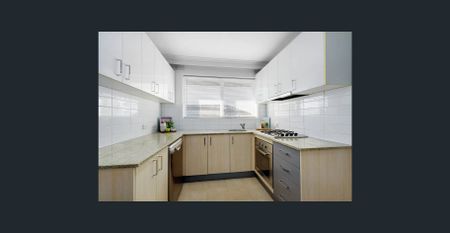 Sun-filled Apartment To Call Home - Photo 4