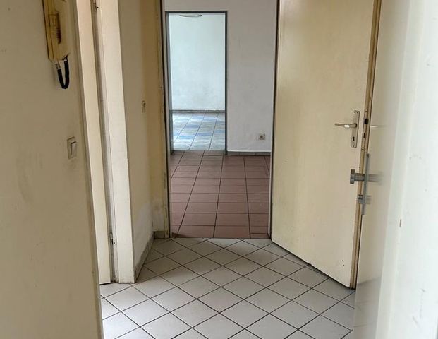 Ruhige kleine Wohnung Nähe Blumenplatz - Foto 1