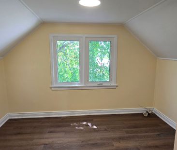 For Lease - 5176 Stanley Avenue, Niagara Falls, Ontario - Photo 2