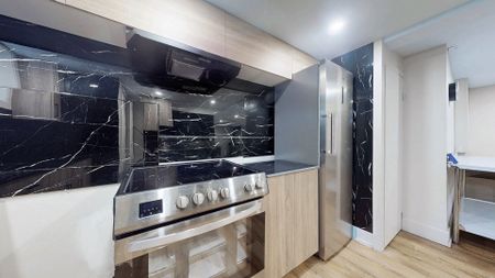 For Lease - 242 Muriel Street, Newmarket, Ontario - Photo 5