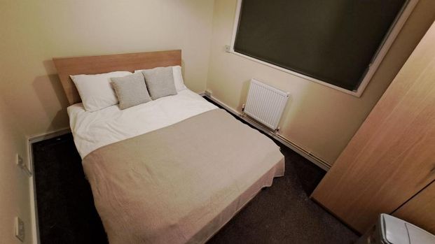 House share to rent - Photo 1