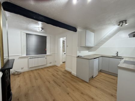 1 bedroom terraced house to rent - Photo 2