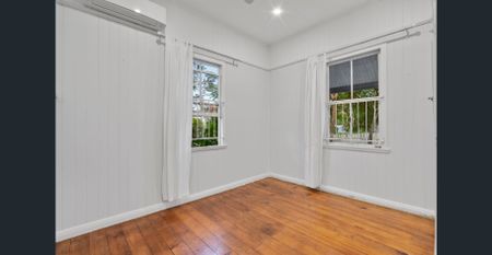 Charming 3 Bedroom Home in Prime Red Hill Location - Photo 5