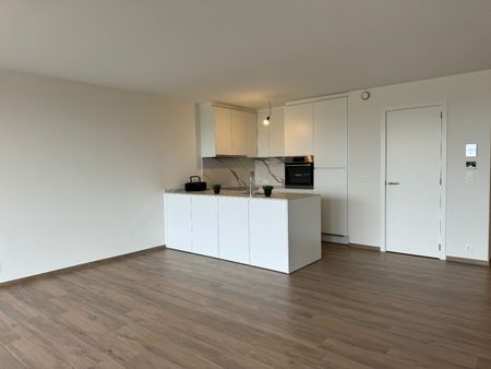 Stijlvol en energiezuinig nieuwbouwappartement met 2 slaapkamers te huur aan de rand van Veurne - Photo 5