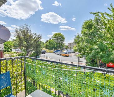 3 bedroom flat to rent - Photo 6