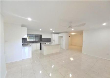 LARGE FAMILY HOME IN A1 LOCATION! - Photo 5