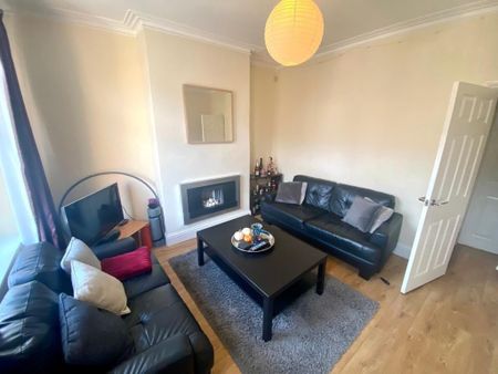 2 bedroom house share to rent - Photo 2