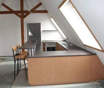 Gemütliche Ein Zimmer-Dachgeschoßwohnung mit besonderem Flair ab so... - Foto 1