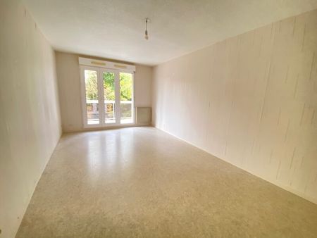 Location Appartement 3 pièces 68m² ST JEAN DE LA RUELLE 45140 - Photo 3