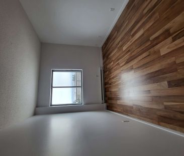 218 · 2e étage - Photo 4