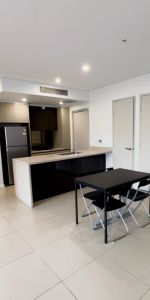 6 STUDIO DRIVE, Sydney - Photo 3