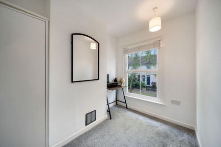 3 bedroom terraced house to rent - Photo 5