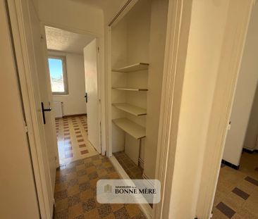 Location Appartement 3 pièces 50m² MARSEILLE 10ème - Photo 5