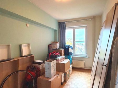 Stijlvol en ruim appartement met 3 slaapkamers en terras - Photo 4