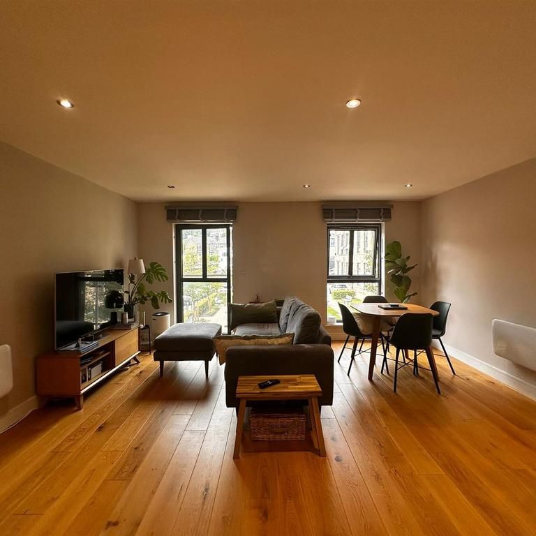 2 bedroom apartment to rent - Photo 1