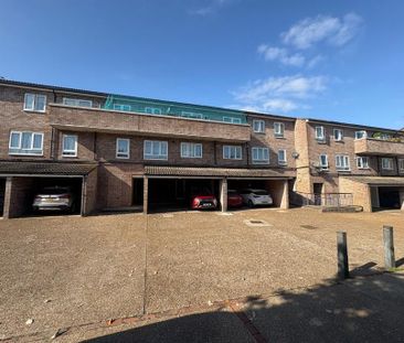 3 bedroom maisonette to rent - Photo 2