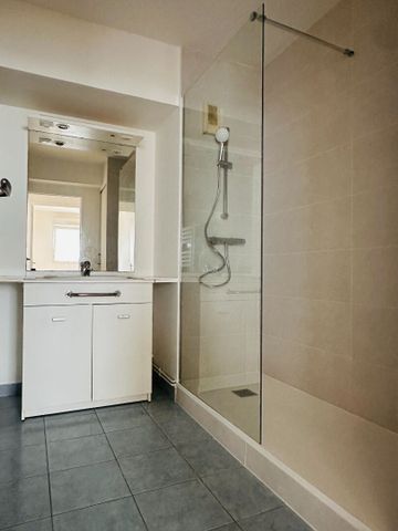 Location Appartement 2 pièces 49m² - Photo 4