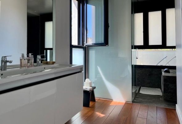 Luxury 5 room Detached House for rent in Marbella, Spain - Photo 1