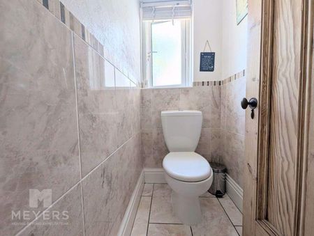1 bedroom property to rent - Photo 2
