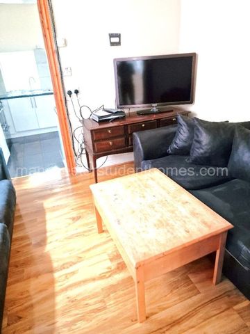 Wellington Road, Manchester, M14 6BL - Photo 2