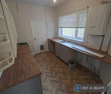 3 bedroom terraced house to rent - Photo 3