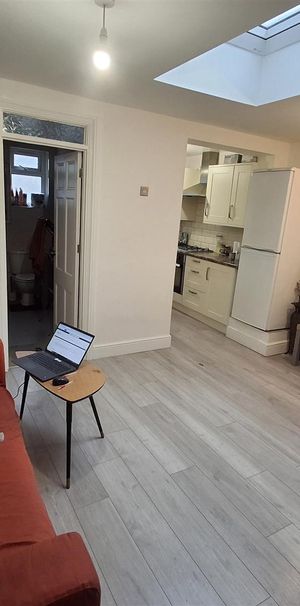 Caroline Street, Cardiff - Photo 1