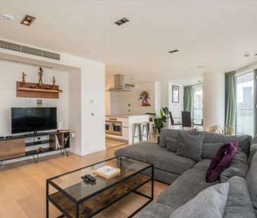 3 bedroom flat to rent - Photo 4